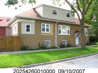 7801 S Clyde Ave, Chicago, IL 60649