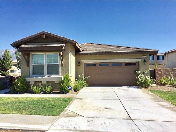 3rd image of 12906 Grape Harvest Dr #House