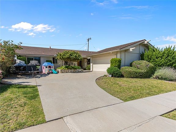 2nd image of 28031 Acana Rd