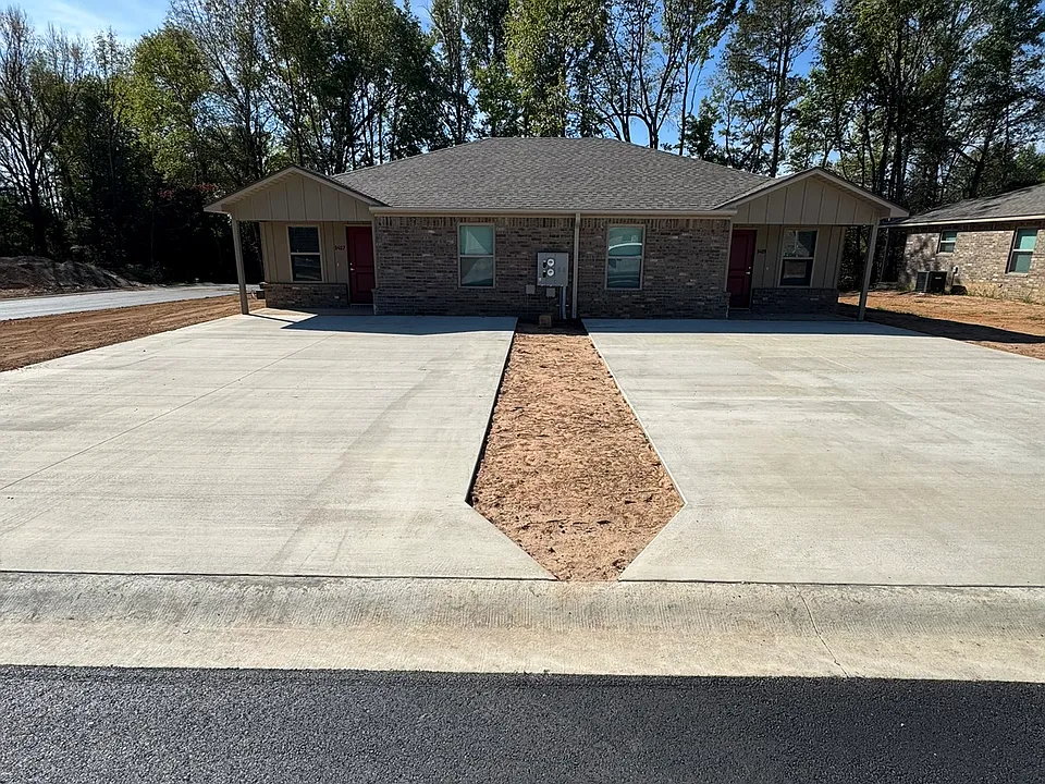 3407 Fairway Dr
