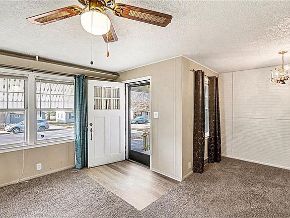 2nd image of 4408 S Lane St