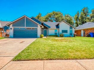 1605 Davinbrook Dr, Norman, OK 73072