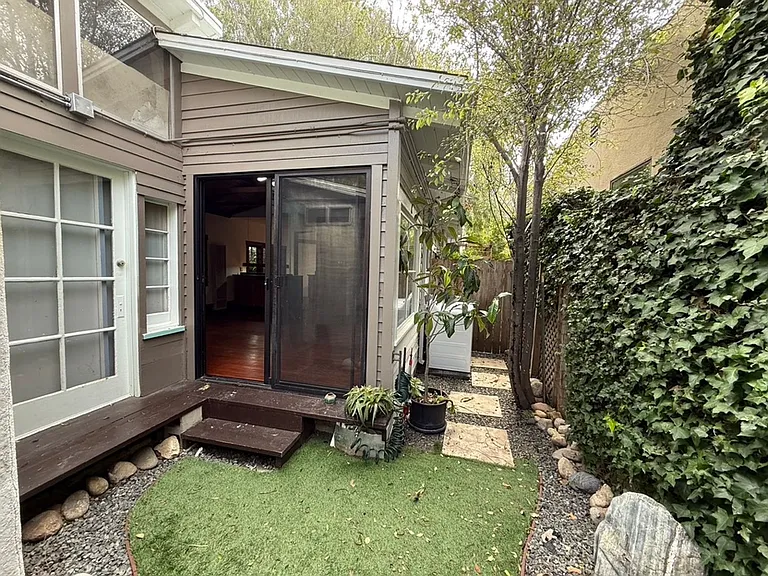 430 Altair Pl — Photo 30