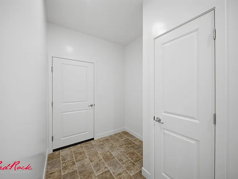 495 S Martignano Way — Photo 23