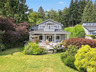 10075 Manitou Beach Drive NE, Bainbridge Island, WA, 98110
