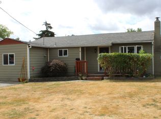 710 E 8th St, Newberg, OR 97132