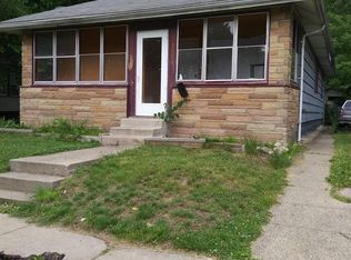 1306 Johnson St, South Bend, IN 46628
