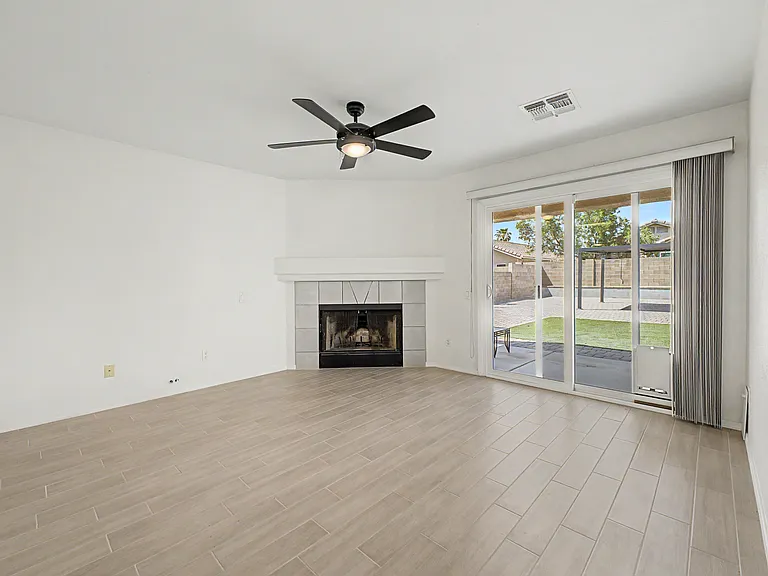 2656 W Mountain Heights Ct — Photo 13
