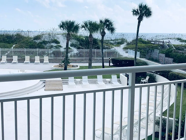 1601 Ocean Dr S #110 — Photo 36