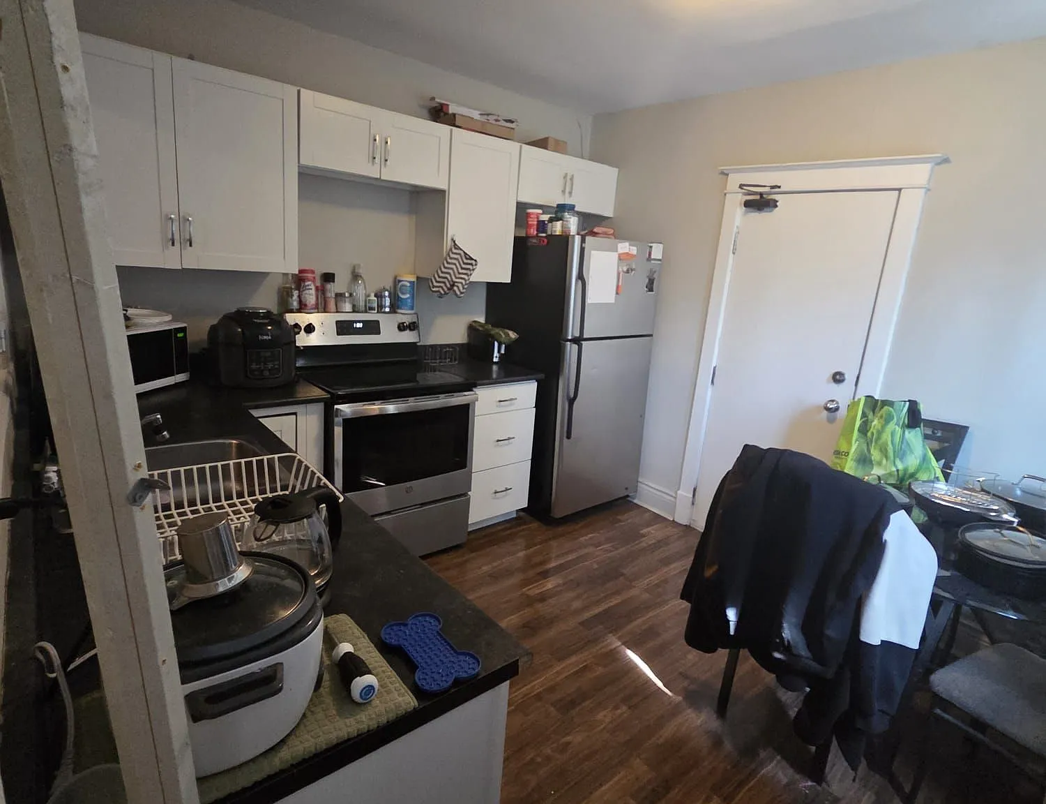 2 bed, $1,700 — Photo 3