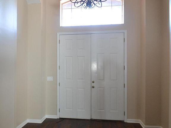 4th image of 3519 Laurel Leaf Dr
