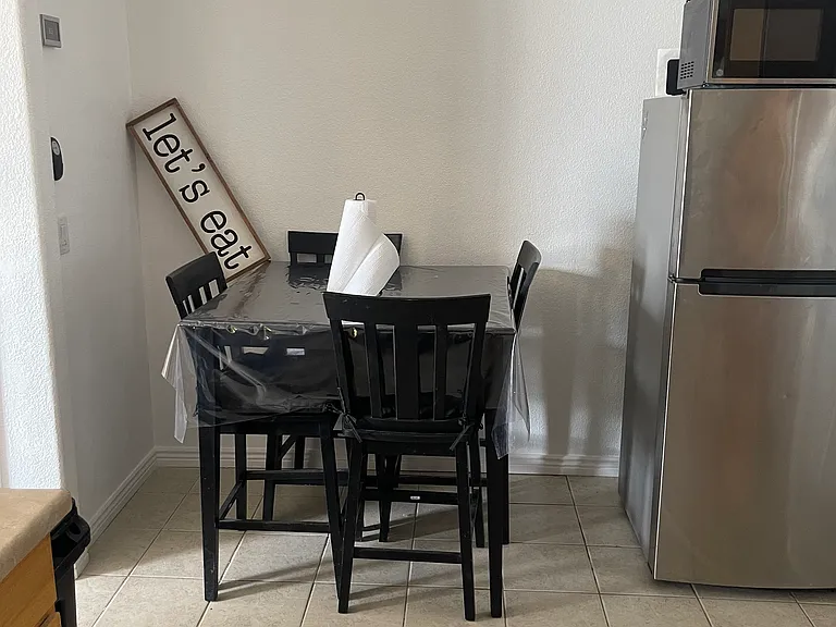 880 Coral Reef Dr — Photo 8