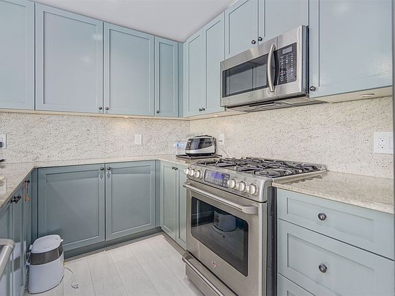 3rd image of 280 Ross Dr #2302