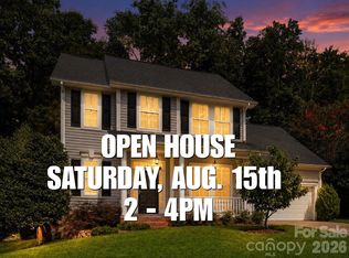 6832 Charter Hills Rd, Charlotte, NC 28277