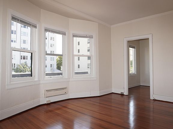 3rd image of 707 Stockton St #603