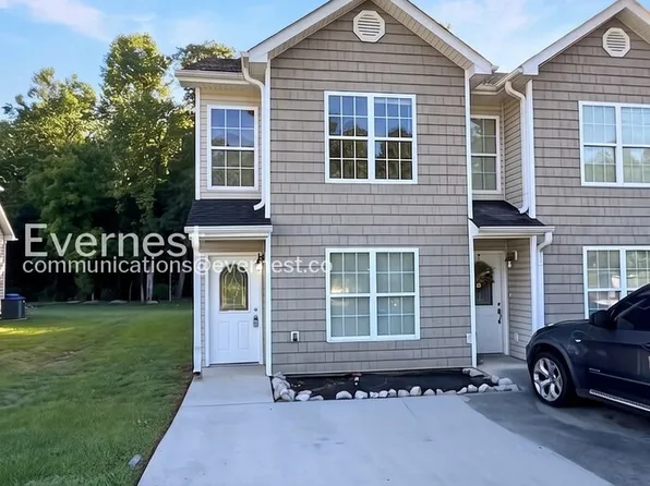 124 Brown Estates Dr, La Fayette, GA 30728
