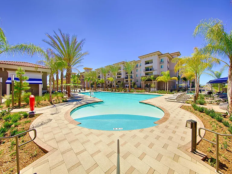Casa Mira View Apartments — Photo 129