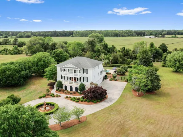 2636 Anchor Watch Dr, Wadmalaw Island, SC 29487