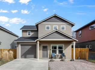 871 NE 6th St, Prineville, OR 97754