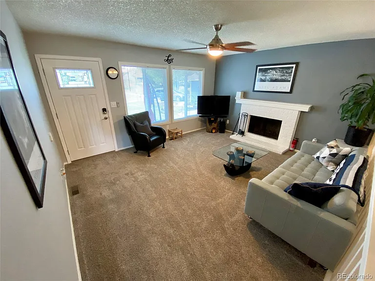 3614 S Lewiston St — Photo 3