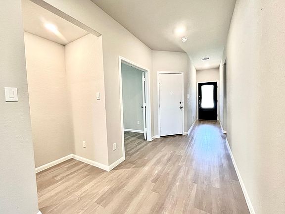 3rd image of 14132 Deer Park