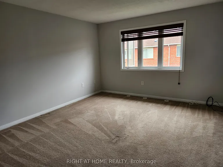786 Bolingbroke Dr — Photo 27