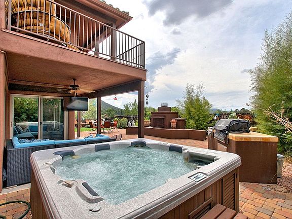 Five person hot tub 