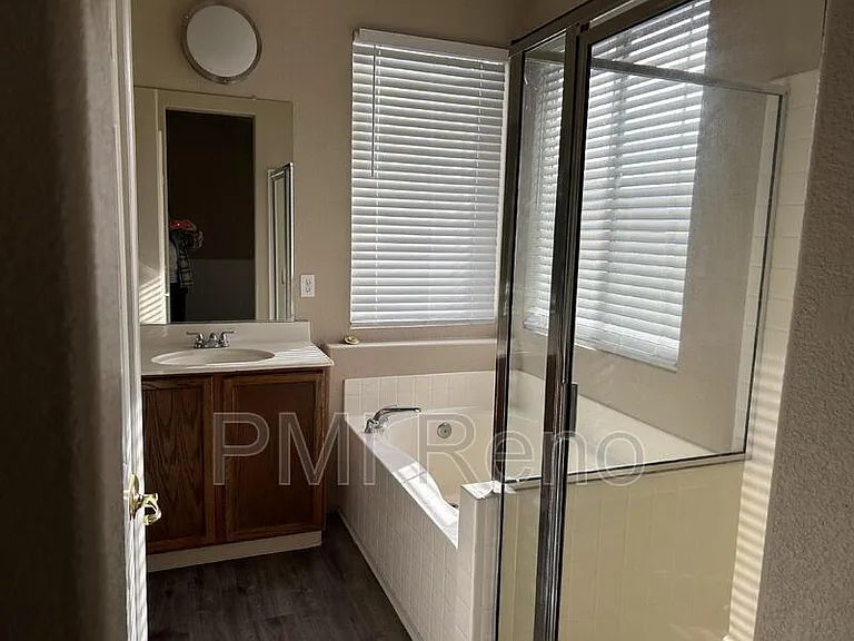 9000 Mahon Dr — Photo 11