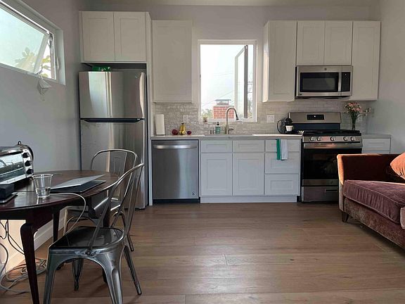 3rd image of 4255 Lyceum Ave #1/2