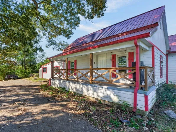 1022 Fairview Rd, McMinnville, TN 37110