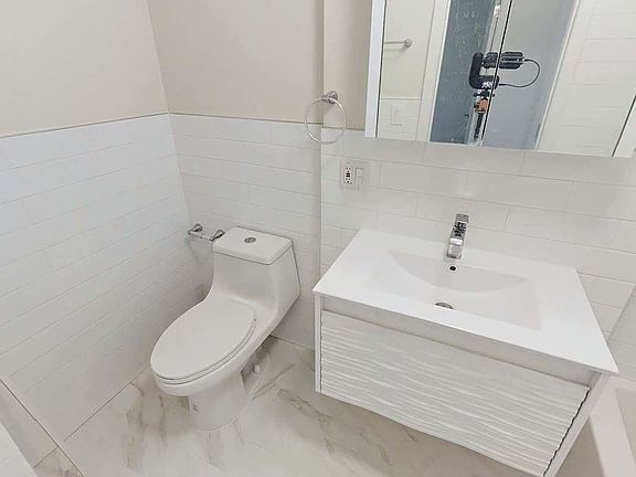 2nd image of 1244 Putnam Ave #1B