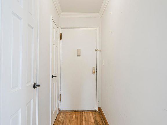 5th image of 145 Lincoln Ave APT 7W