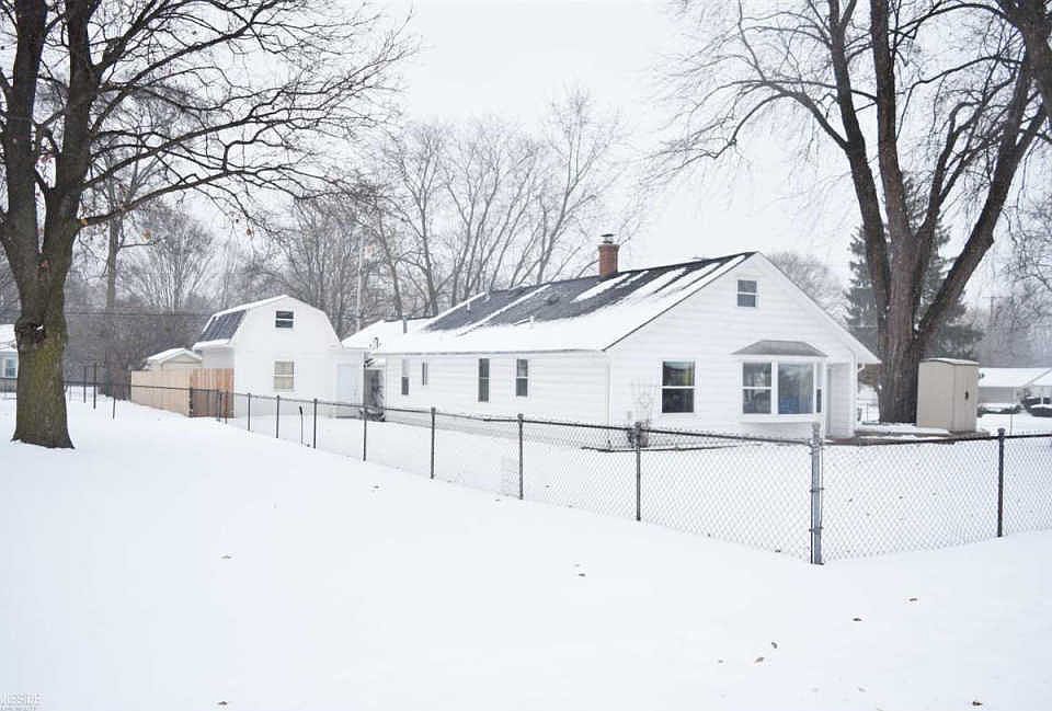 2nd image of 4935 Auburndale St