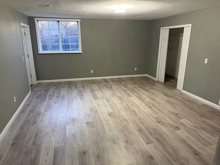 723 S Pinhook Dr — Photo 11