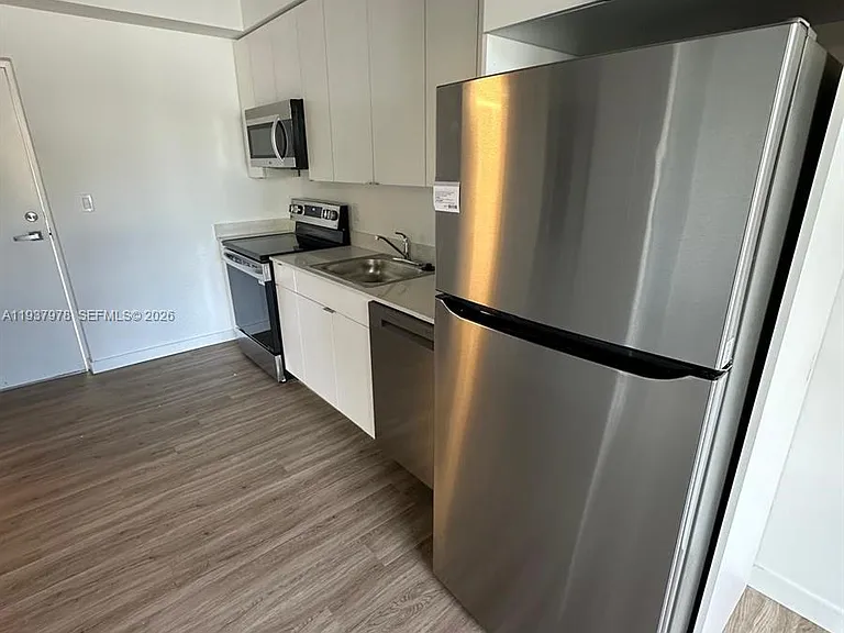 3422 NW 5th Ave #207 — Photo 8