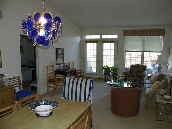 Living rm and Dining rm