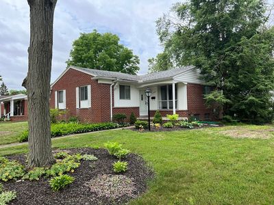 17727 Rougeway St, Livonia, MI, 48152
