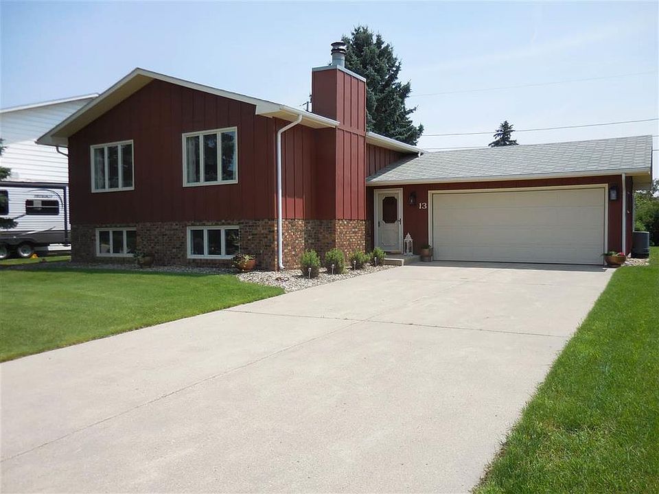 1st image of 13 30th St SW