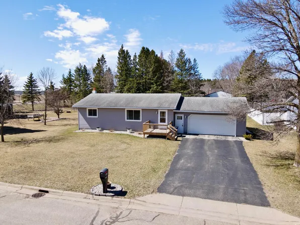 1439 7th St SE, Wadena, MN 56482