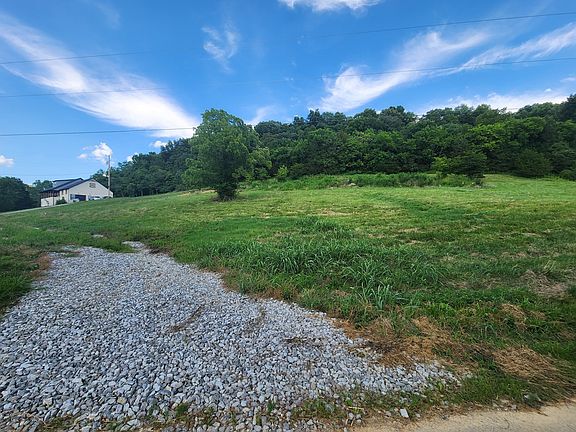 4th image of 528 Brazier Ln Lot 2
