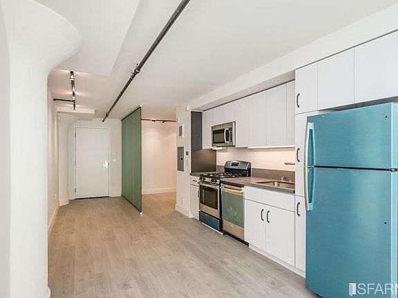 4th image of 1875 Mission St APT 307