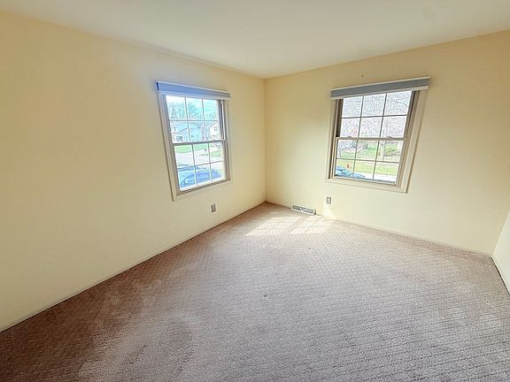 4th image of 14955 W Fenway Dr