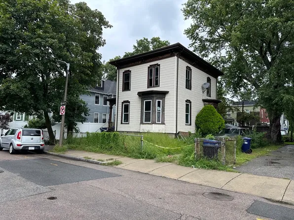 20 Wentworth St, Dorchester, MA 02124