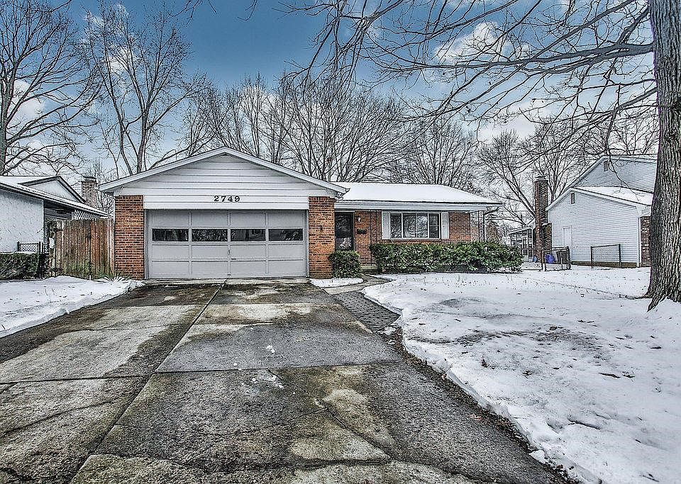 1st image of 2749 Martha Ct