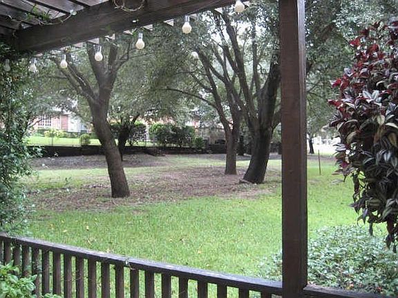 2nd image of 7509 Vineyard Trl