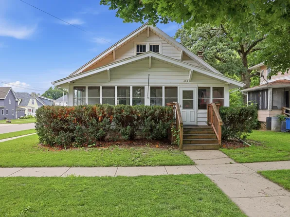 603 N Jefferson Ave, Dixon, IL 61021