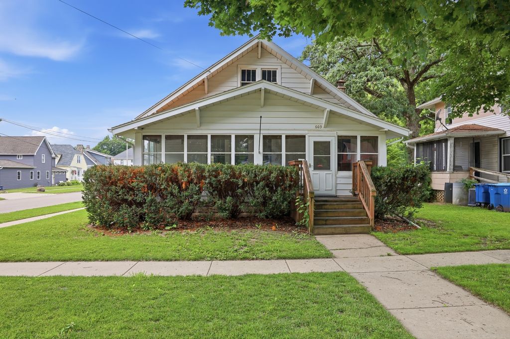 603 N Jefferson Ave, Dixon, IL, Dixon