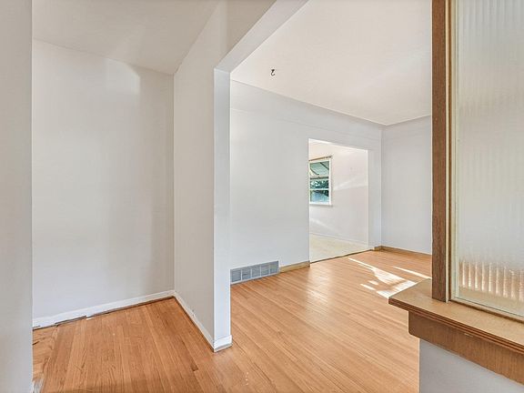 4th image of 11507 135th St NW