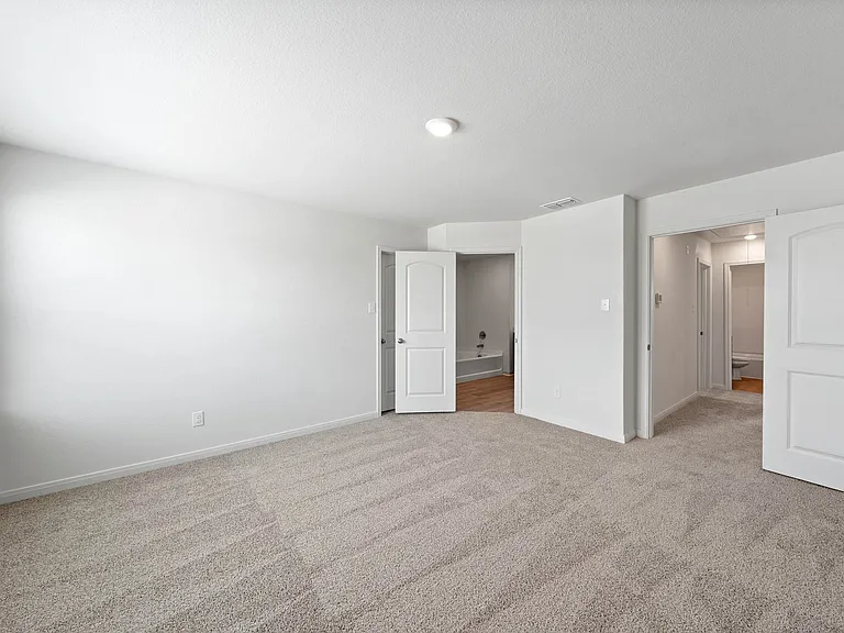 8413 Silverbow Dr — Photo 10