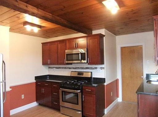 1st image of 216 Quincy Ave #2